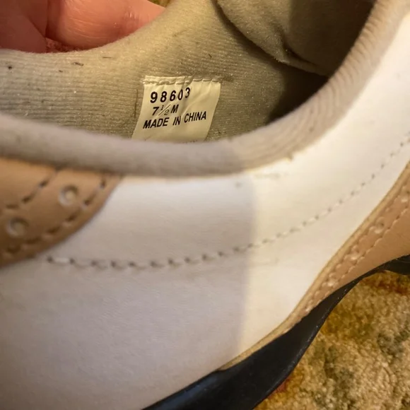 FootJoy Golf Shoe Cleats - Women Sz 7.5 - Classic White Tan Summer Series - Picture 6 of 9